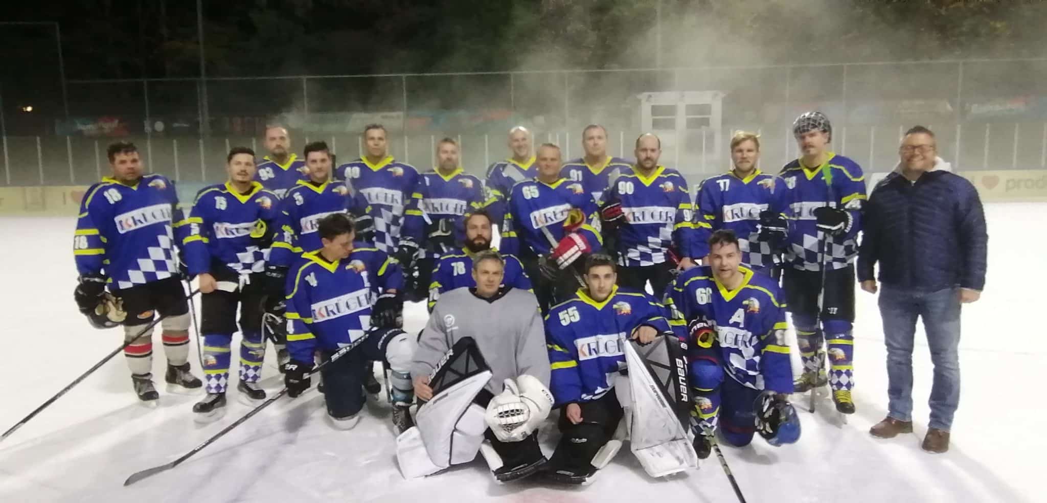EHC 90 Taufkirchen Eishockeyspieler Mannschaft